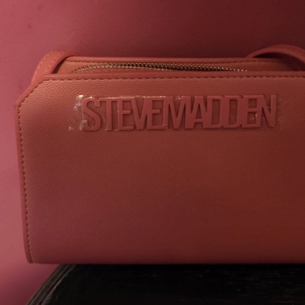 Pink  steve madden